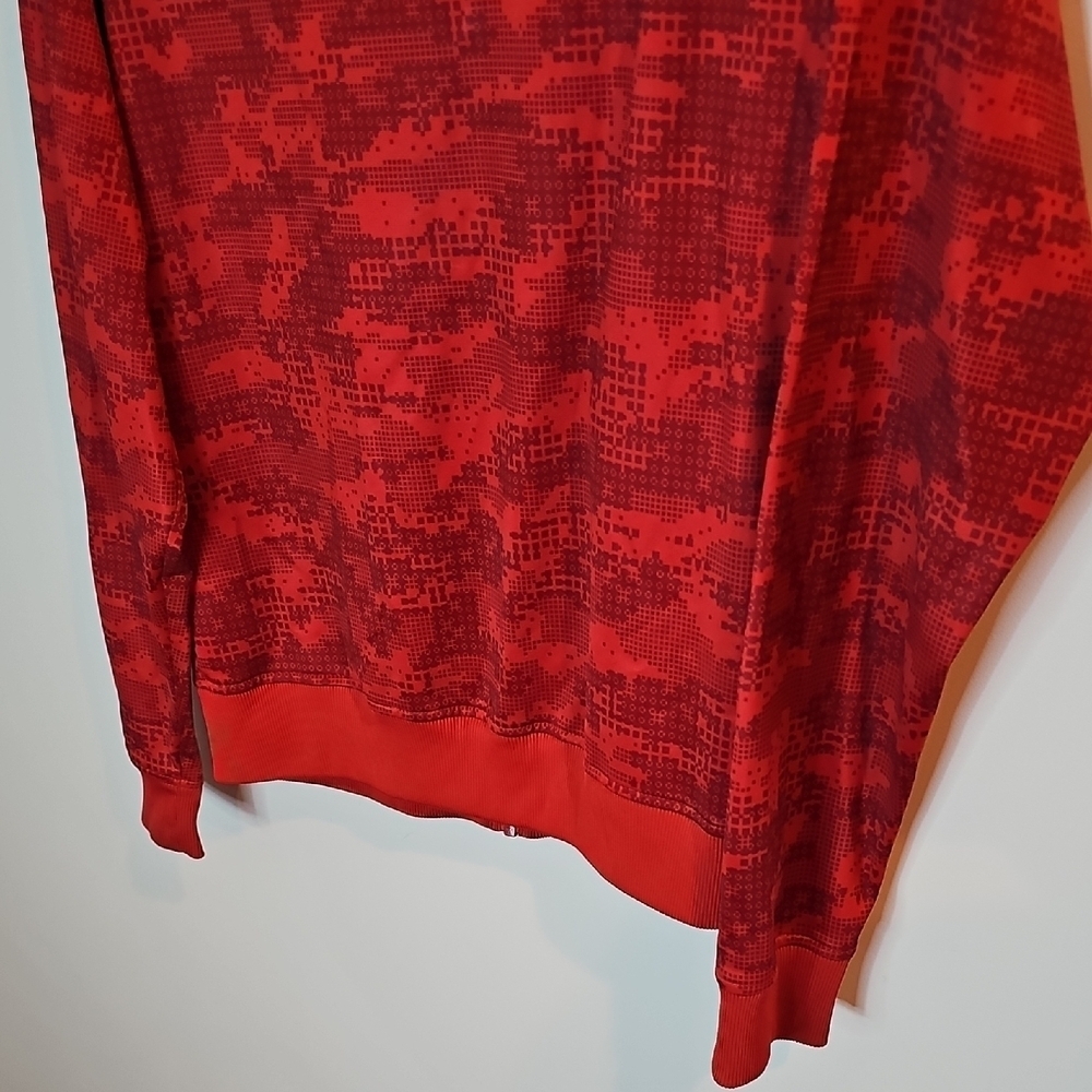 Bench Large Red Patterned Zip Up Jacket - Picture 5 of 9